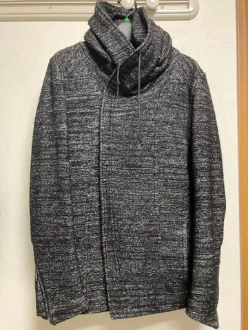 슈리셀 하이넥 후드 부착 자켓 코트