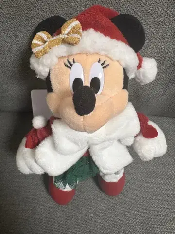 디즈니랜드 2025 크리스마스 미니 인형 배지