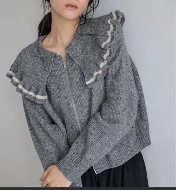 로리즈팜 프릴 ZIP 니트 가디건