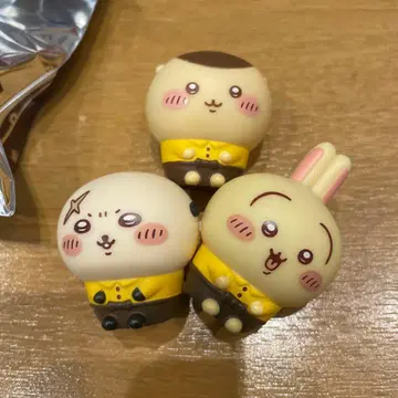 코코스 치이카와(먼작귀) 콜라보 피규어 3체 세트