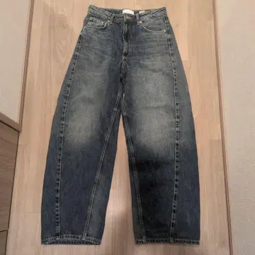 ZARA 배럴 데님 팬츠/34/와이드/이번 시즌