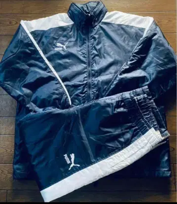 고품질 방한 사양 상하의 PUMA 트레이닝복 네이비 컬러 O 사이즈