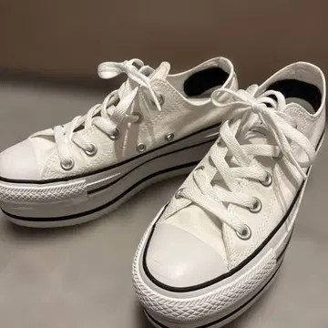 CONVERSE ALL STAR 화이트 플랫폼 스니커즈