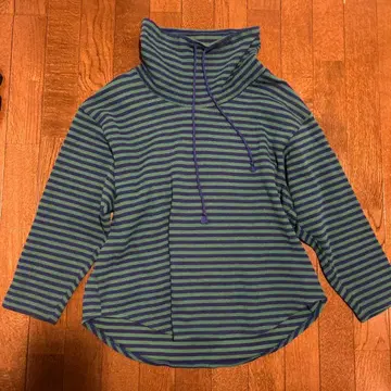 보더 구제 의류 터틀넥