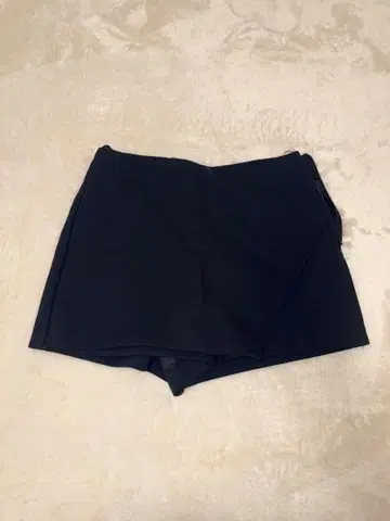 ZARA 블랙 타이트 스커트