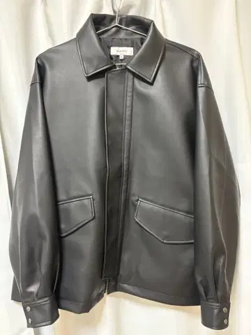 블랙 합성 피혁 자켓 블루종