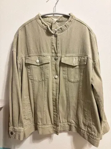 베이지 프릴 캐주얼 자켓