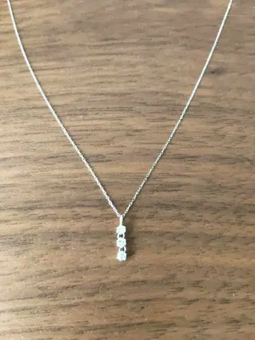 K10WG 다이아몬드 3스톤 목걸이 타카시마야