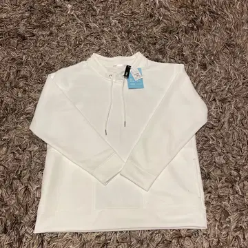 미사용 새상품 ] ikka 항균 방취 스트레치 소재 상의 ( 화이트 )