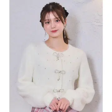 윌 셀렉션 리본 모티브 니트 가디건 화이트