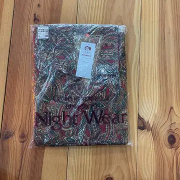 택 포함/미사용 새상품 세시레느 페이즐리 무늬 파자마 상하의 S