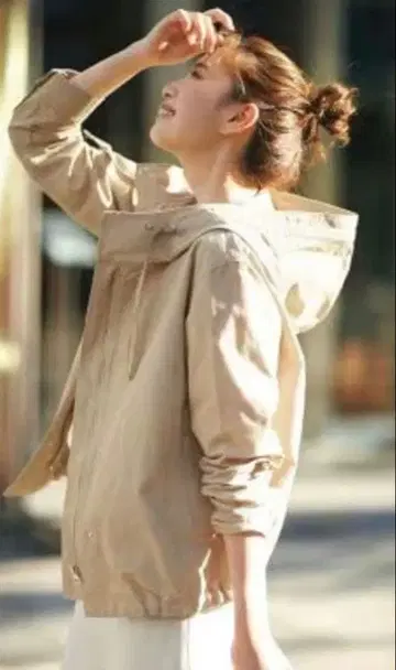 23구 후데트 자켓 마운틴 후드티 베이지