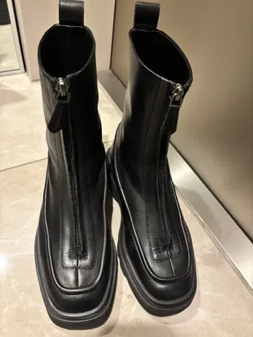 JVAM/제이 비 에이 엠 ZIP 부츠 시착만 한 상품