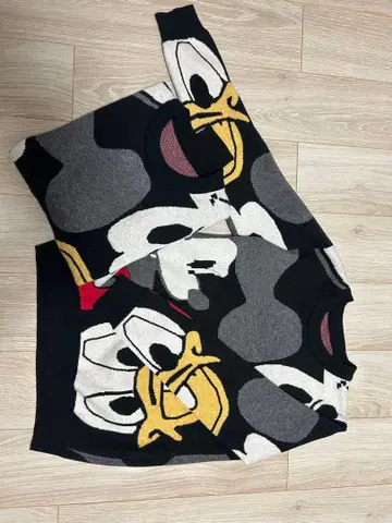 디즈니 긴팔 니트 스웨터