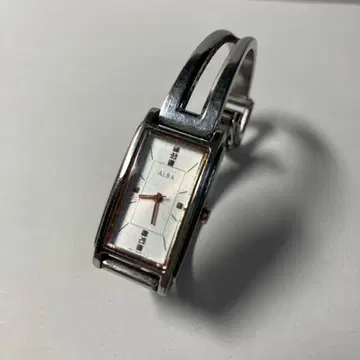 세이코 SEIKO ALBA 알바 보석 장식 손목시계 여성용 작동품