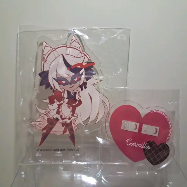 해즈빈호텔 카밀라 랜덤 미니 아크릴스탠드 B버전 애니메이트 카페 콜라보