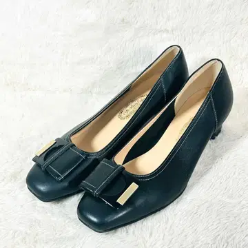 [ 긴자 요시노야 ] 미드나잇 블루 계열 가죽 스퀘어토 버클 펌프스