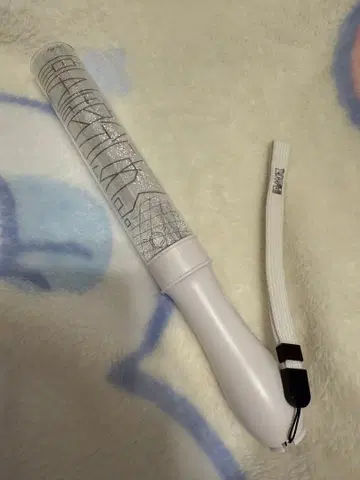 겐인와 지분니 아루. 코이즈미 코사 단색 응원봉