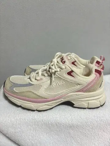새상품 FILA 디사이퍼 24 메쉬 White/Pink