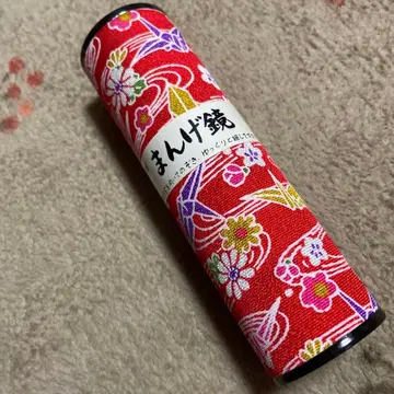 만화경 빨간 바탕 꽃무늬