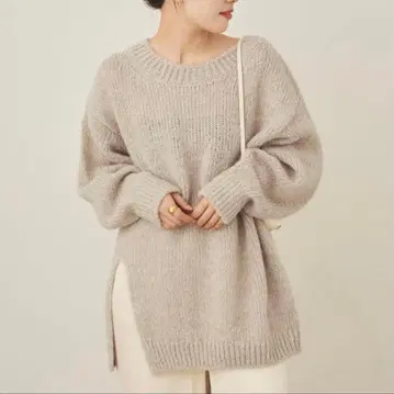 plage 알파카 네이비 슬릿 니트