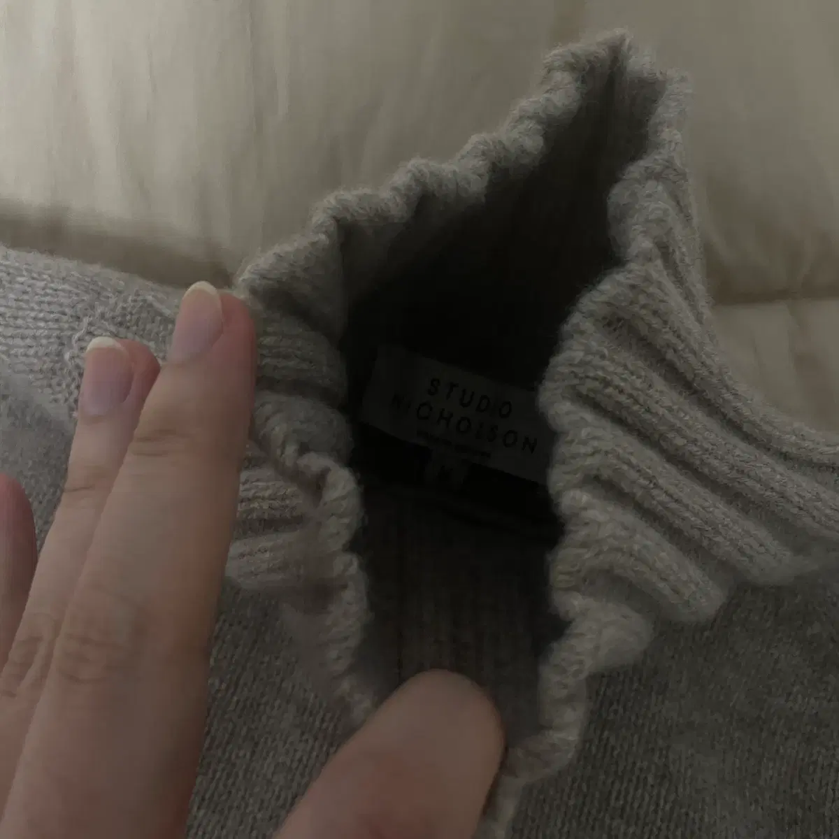 出品 スタジオ ニコルソン 購入 ニット (TOESA ハイネック ニット