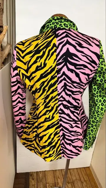 모스키노 화려한 자켓