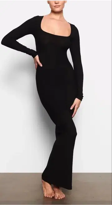 [택 포함 새상품] SKIMS LONG SLEEVE DRESS