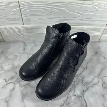 KAWANO 블랙 가죽 사이드 고어 부츠 22.5cm