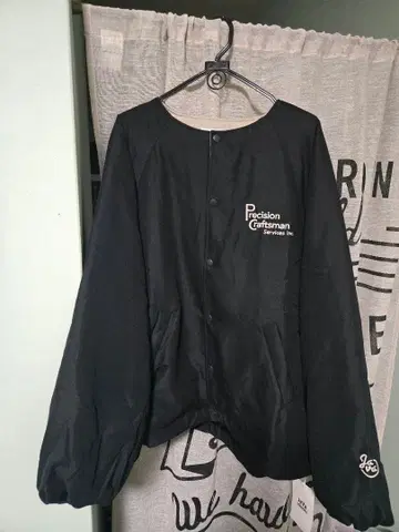 [ JAVA자바 별주 ] 로고 자수 충전솜 노카라 오버 사이즈 블루종