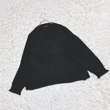 [ Lugnoncure ] 니트 스웨터 ( F ) V넥 사이드슬릿 블랙