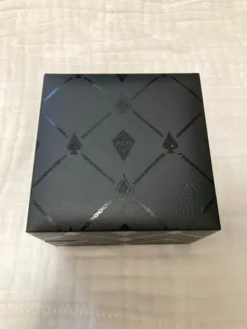 MCD 크로노그래프 블랙 손목시계