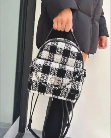 GYDA 트위드 체크 무늬 백팩
