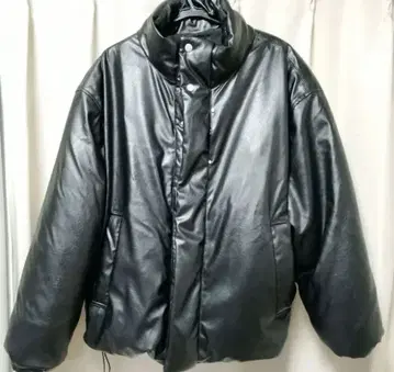 ZARA 블랙 다운 자켓 L