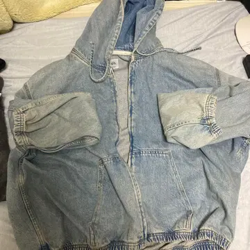 ZARA 후드 부착 데님 자켓 XL