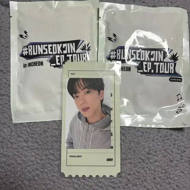 RUN SEOKJIN 방탄 런석진 고양포카