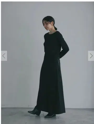 AEFRE 사이드 셔링 상의/허리밴딩 스커트 티셔츠 셋업