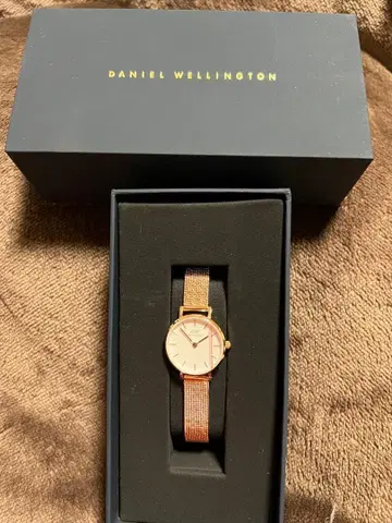 Daniel Wellington Petite Pressed Melrose