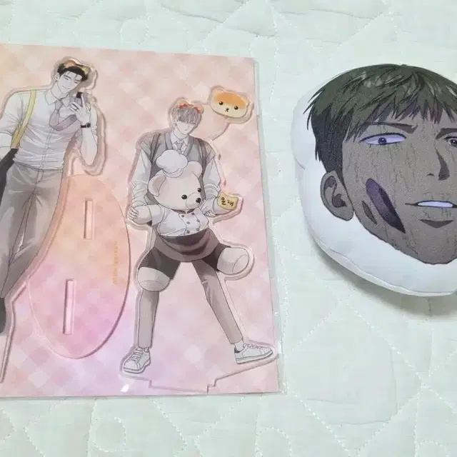 일괄)모펀 엎질러진 피 아크릴 스탠드 +플살법 쿠션