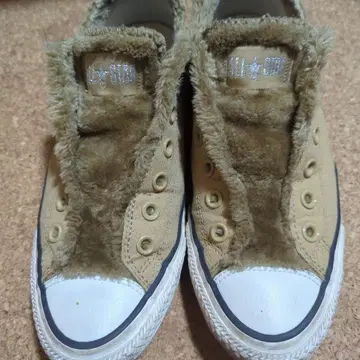 컨버스 베이지 퍼 슬립온 24.5