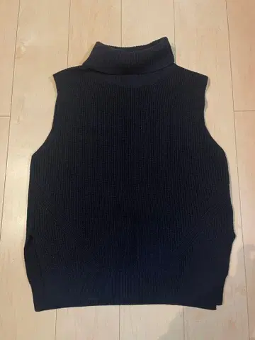 23구 터틀 니트 베스트