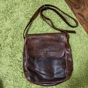 H1203 mano fence 가죽 브라운 숄더백