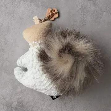 핸드메이드 미나 페르호넨 다람쥐 참