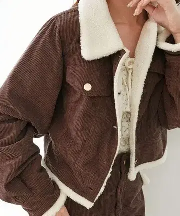 MAJESTIC LEGON 보아 트리밍 크롭 자켓