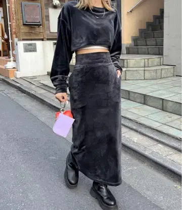 W.W.G 후즈후 갤러리 벨로아 셋업