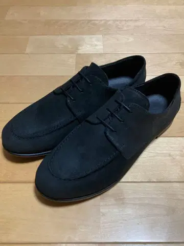 GU 가죽 플랫슈즈+E BLACK