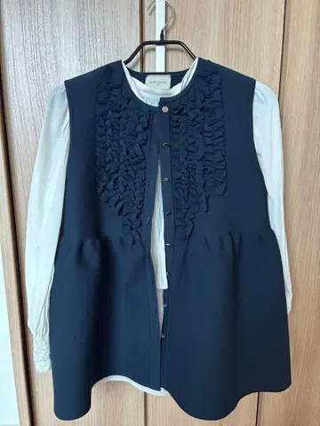 미니 프릴 니트 베스트 UNITED ARROWS