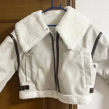 [14] 화이트 숏 자켓 보아 카라 부착