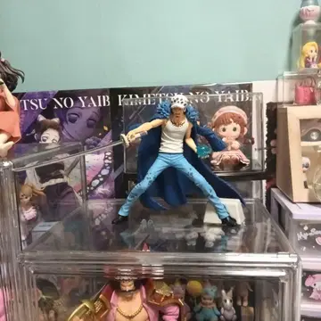 트라팔가 로우 피규어