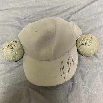 사인 포함 화이트 야구 모자